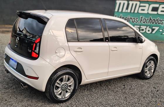 VOLKSWAGEN UP 1.0 TSI MOVE UP 12V FLEX 4P MANUAL